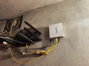 টেন্ডা এসি২৩ ডুয়াল ব্যান্ড