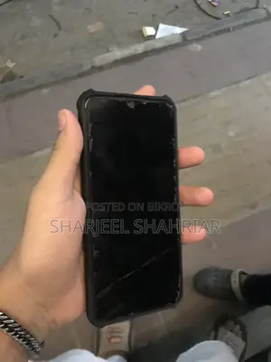রিয়েলমি ৮ ৫জি ৬৪ জিবি ব্লু