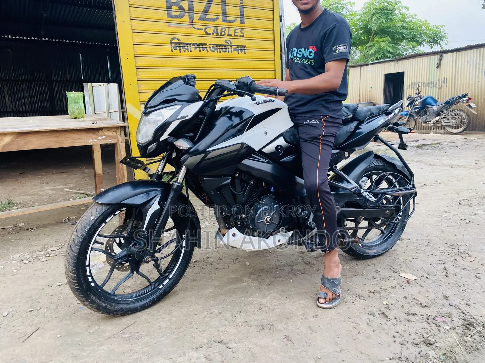 Bajaj Pulsar NS 160 2018 White