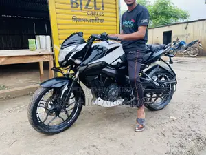 Bajaj Pulsar NS 160 2018 White