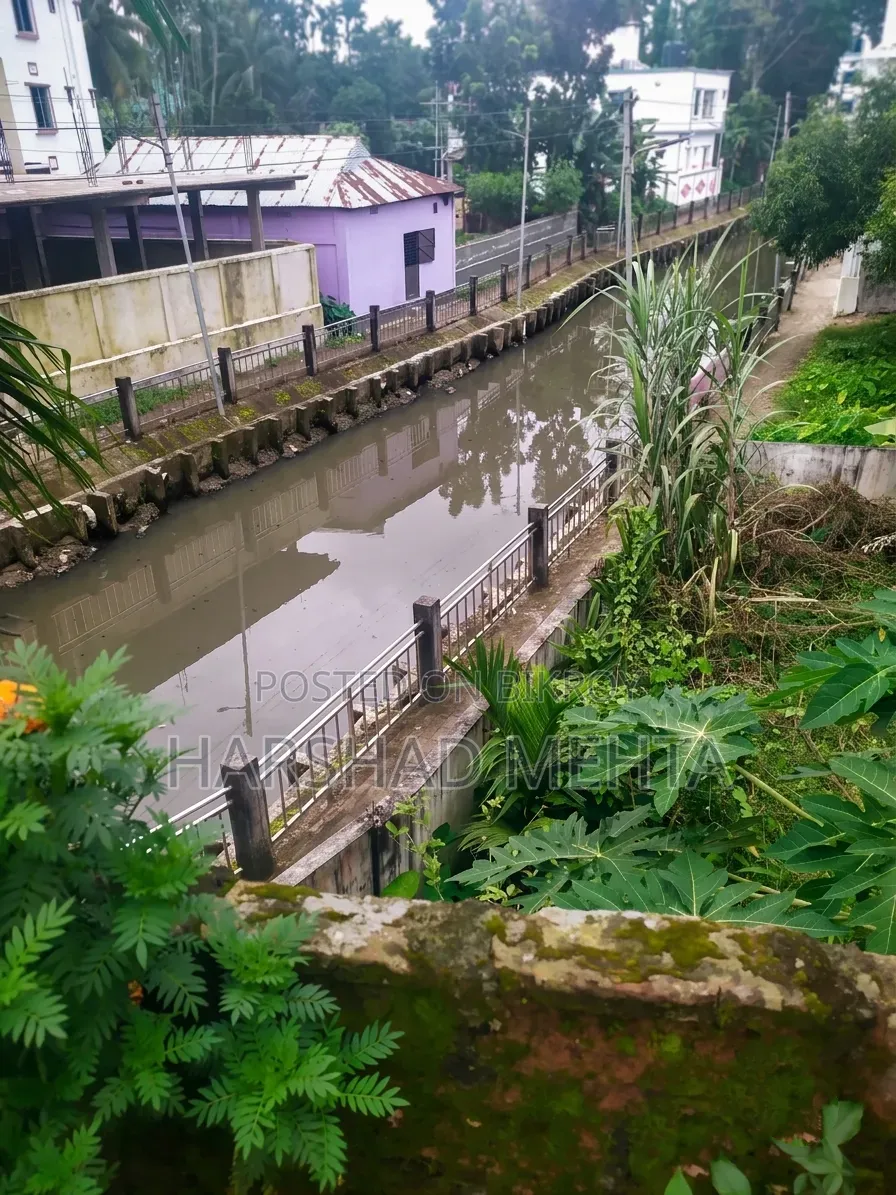 মৌলভীবাজার সদরের সাদিয়া এলাকায় ৪ বেডরুমের বাড়ি বিক্রয়ের জন্য