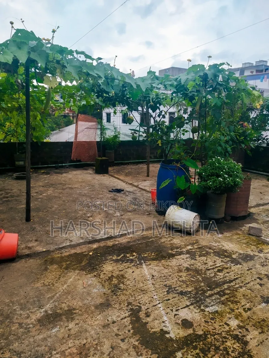 মৌলভীবাজার সদরের সাদিয়া এলাকায় ৪ বেডরুমের বাড়ি বিক্রয়ের জন্য