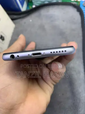 অ্যাপল আইফোন ৬ ৬৪ জিবি সিলভার