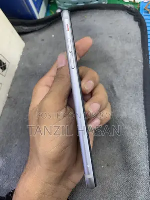 অ্যাপল আইফোন ৬ ৬৪ জিবি সিলভার