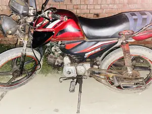রানার বাইক আরটি ৮০ ২০১৬ রেড