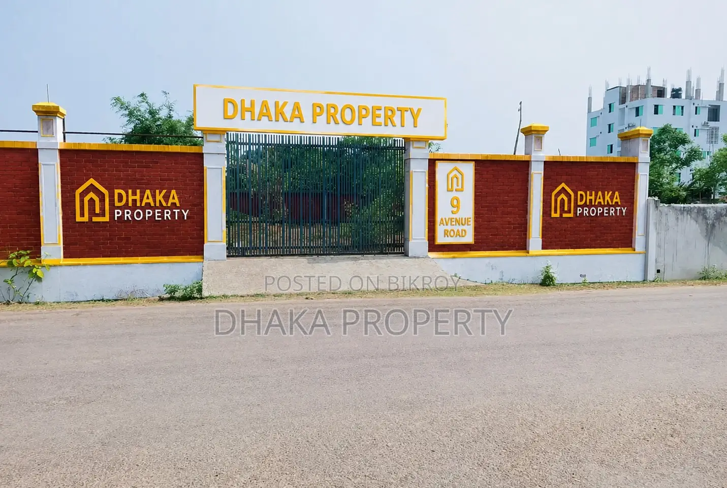 54ft Front Commercial 3 Katha East at Sector-11