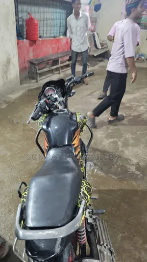 হিরো হাঙ্ক ২০১৬ ব্ল্যাক