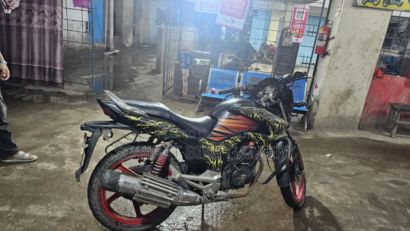 হিরো হাঙ্ক ২০১৬ ব্ল্যাক