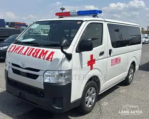 Toyota HiAce 2021 White