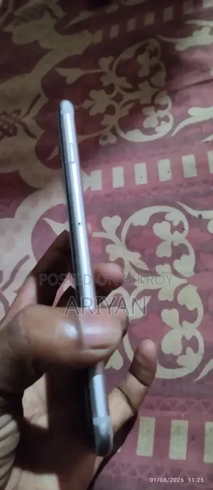 অ্যাপল আইফোন ৬এস প্লাস ১৬ জিবি সিলভার