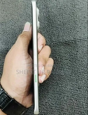 Infinix Note Edge 128 GB Silver