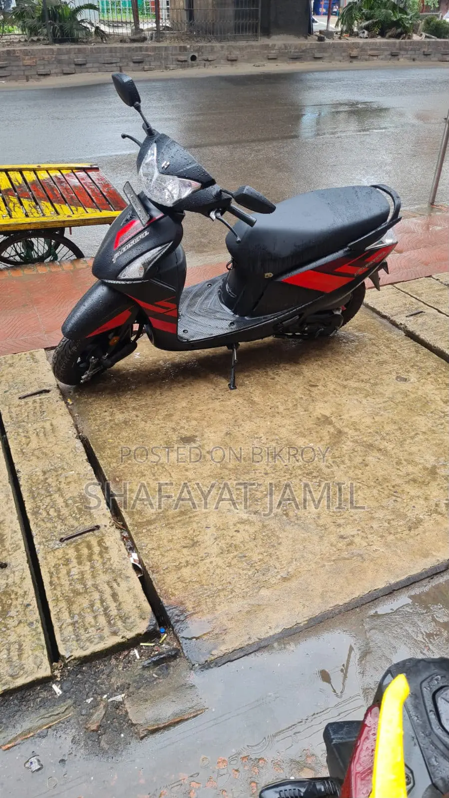 New Hero Pleasure 2025 Black