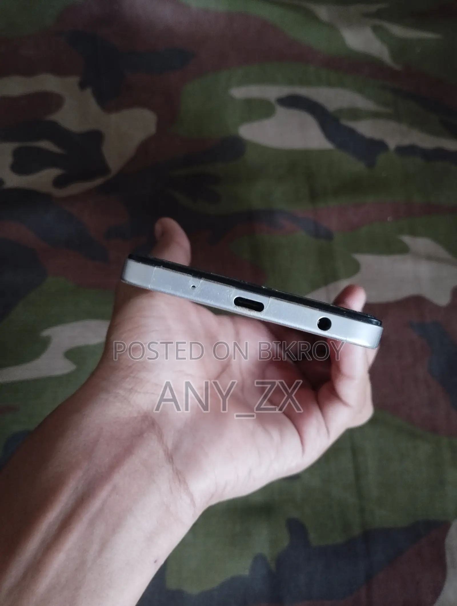 Vivo Y04 128 GB Gray