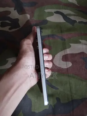 Vivo Y04 128 GB Gray