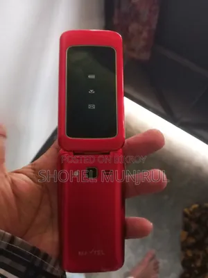 ম্যাকওয়েস্ট অ্যাস্ট্রো ৪.৫ ৪ জিবি রেড