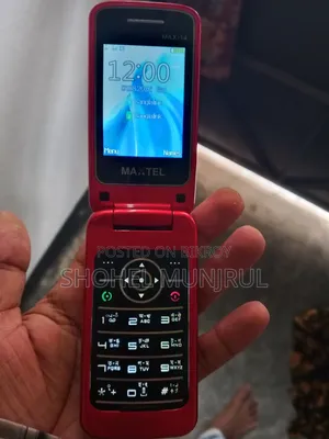 ম্যাকওয়েস্ট অ্যাস্ট্রো ৪.৫ ৪ জিবি রেড
