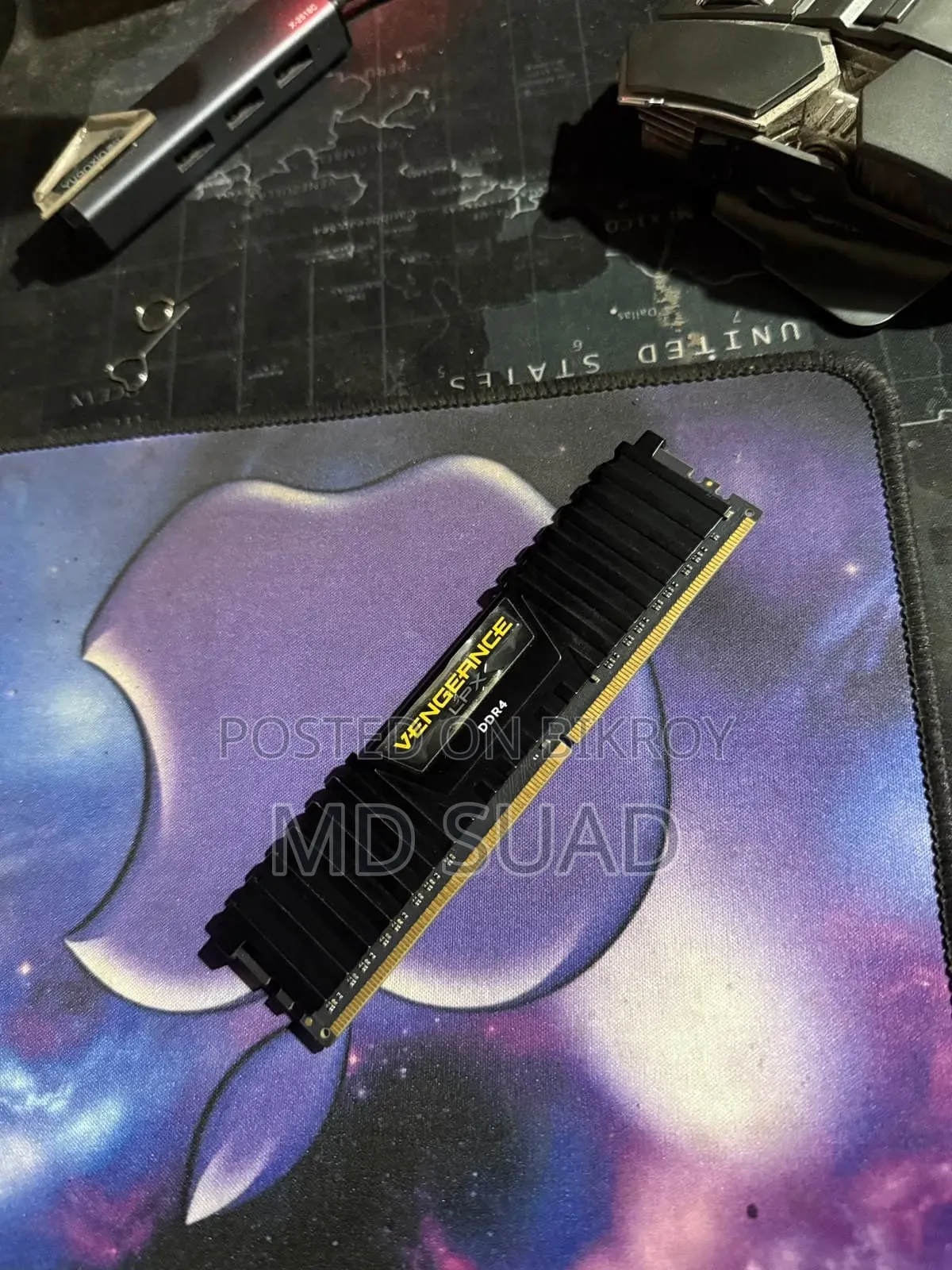 8GB Corsair RAM 3200MHz