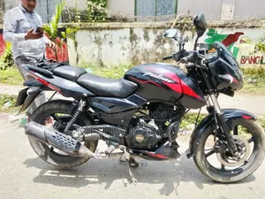 বাজাজ পালসার ১৫০ ২০২১ কালো