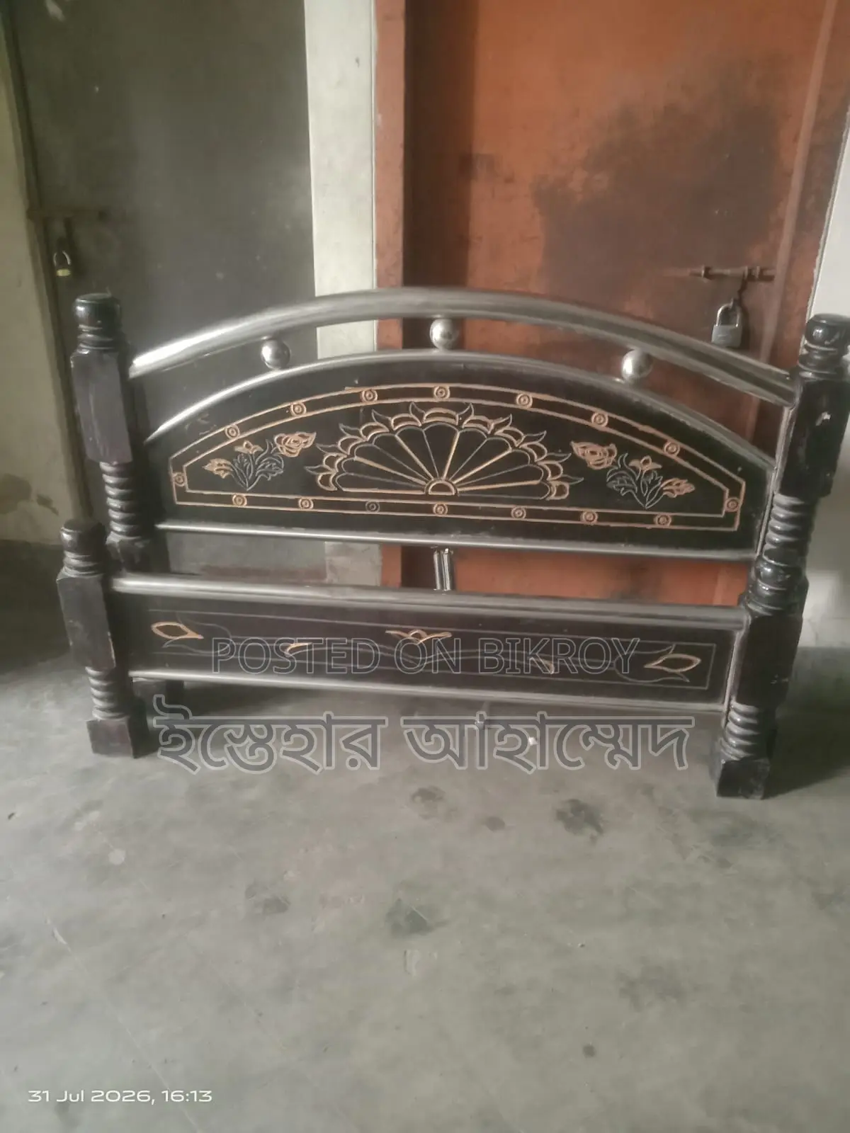 Bed Made of Wood and Steel