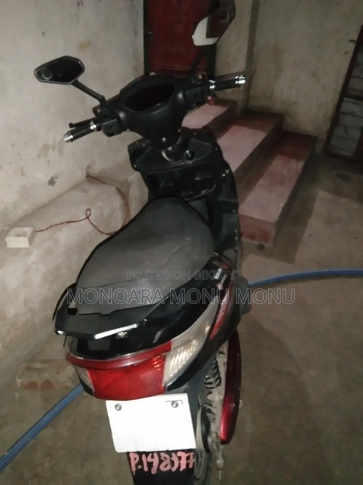 মোটরসাইকেল ২০১৮ রেড