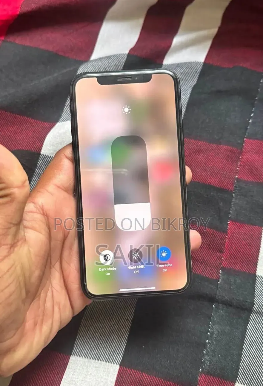 অ্যাপল আইফোন এক্সএস ৫১২ জিবি ব্ল্যাক