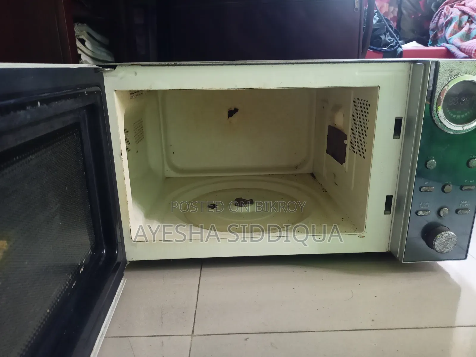 Microwave Oven
