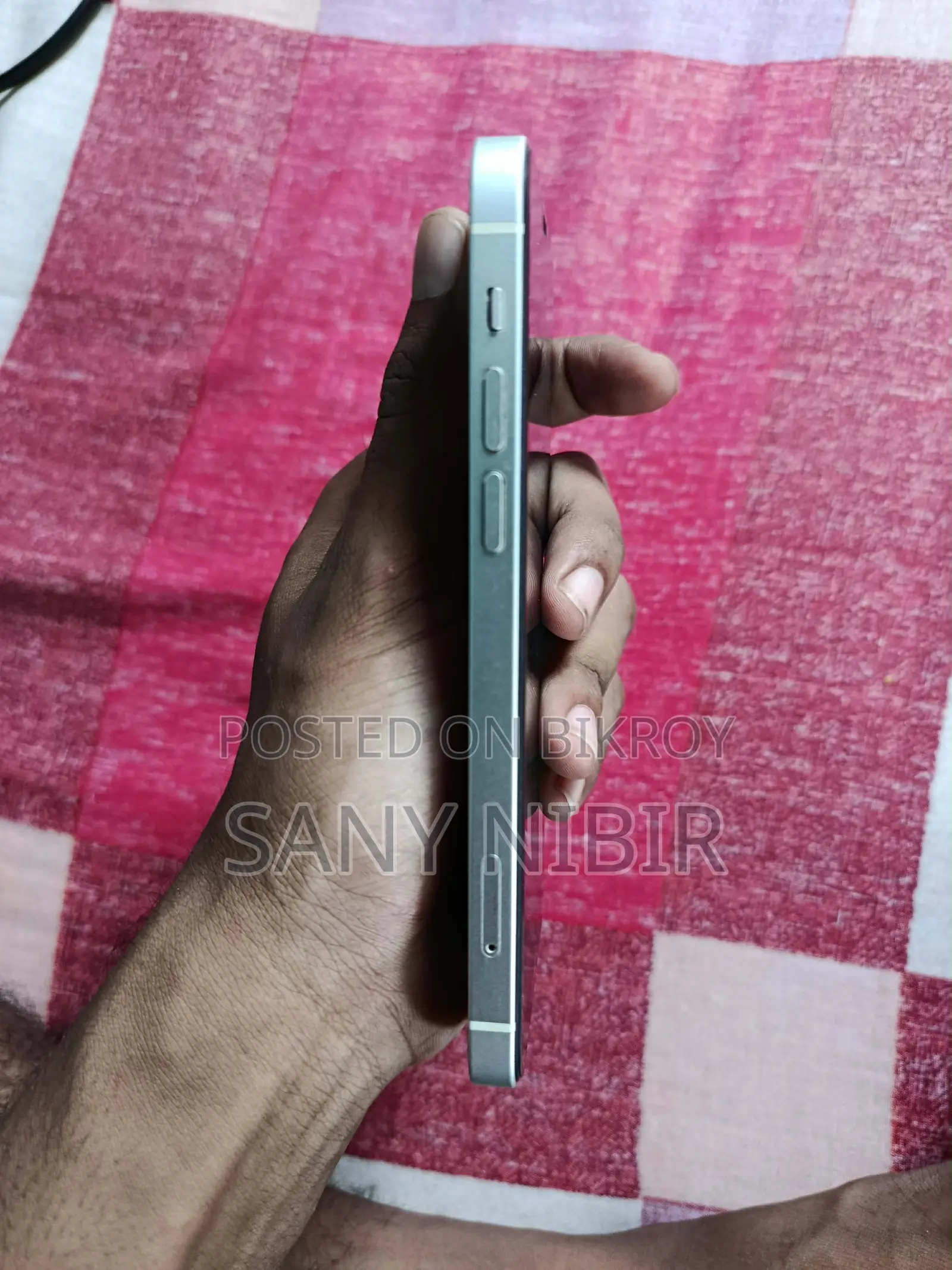 অ্যাপল আইফোন ১২ ৬৪ জিবি গ্রে