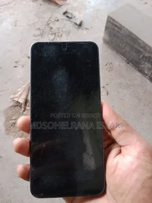 নিও টেকনো স্পার্ক গো ৬৪ জিবি ইয়েলো