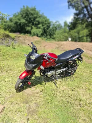 Bajaj Pulsar 150 2012 Red