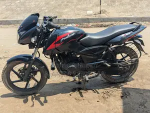 Bajaj Pulsar 180 2015 Black