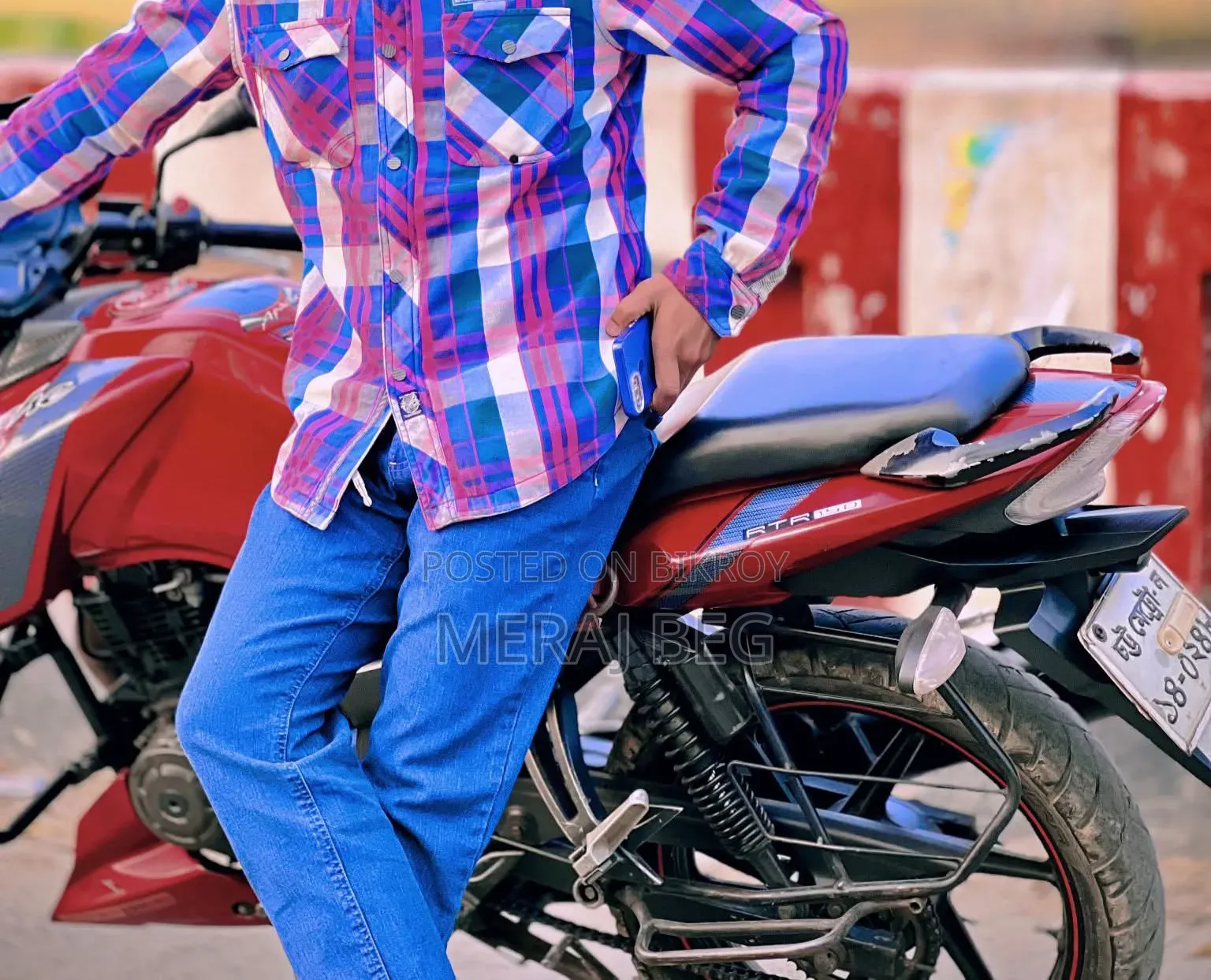 TVS 2018 Red