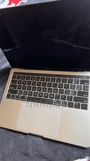 Laptop Apple MacBook Pro 2020 8GB RAM Intel Core i7 256GB SSD