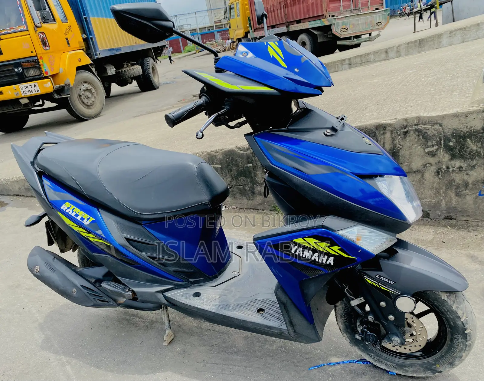 Yamaha 2021 Blue
