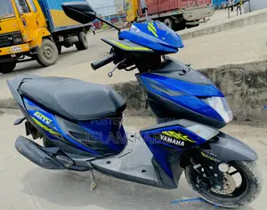 Yamaha 2021 Blue