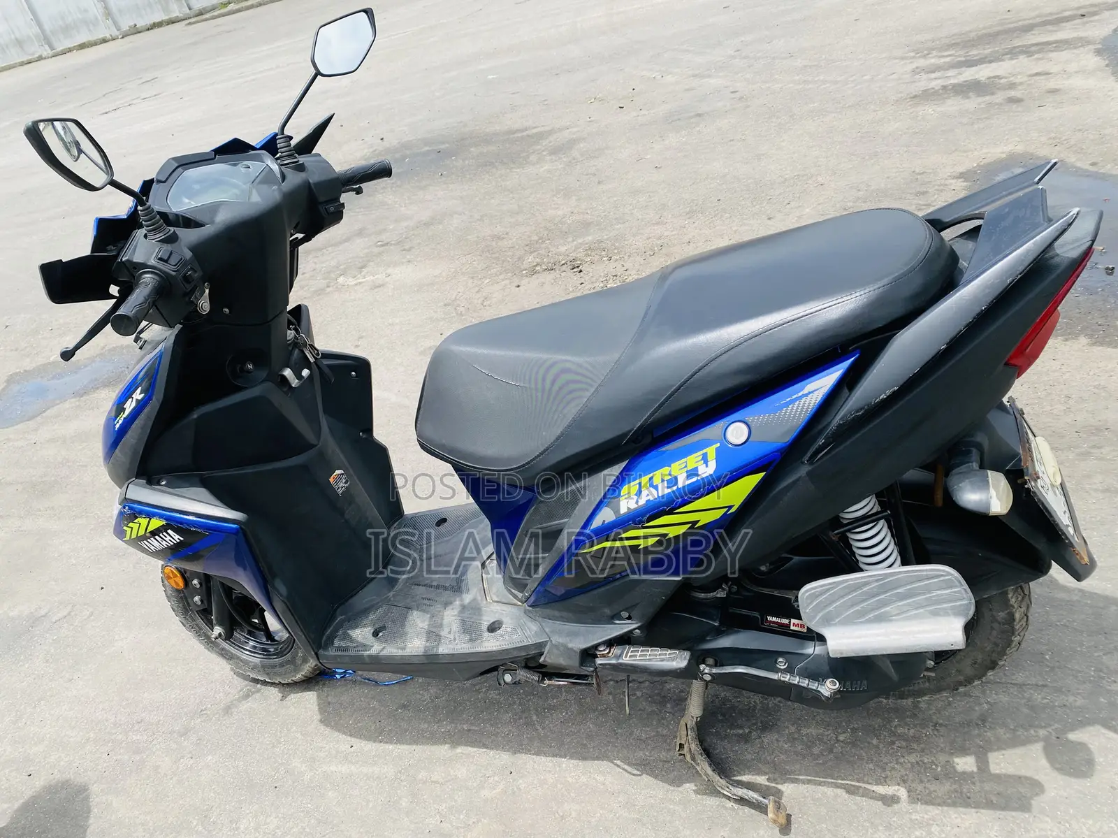 Yamaha 2021 Blue