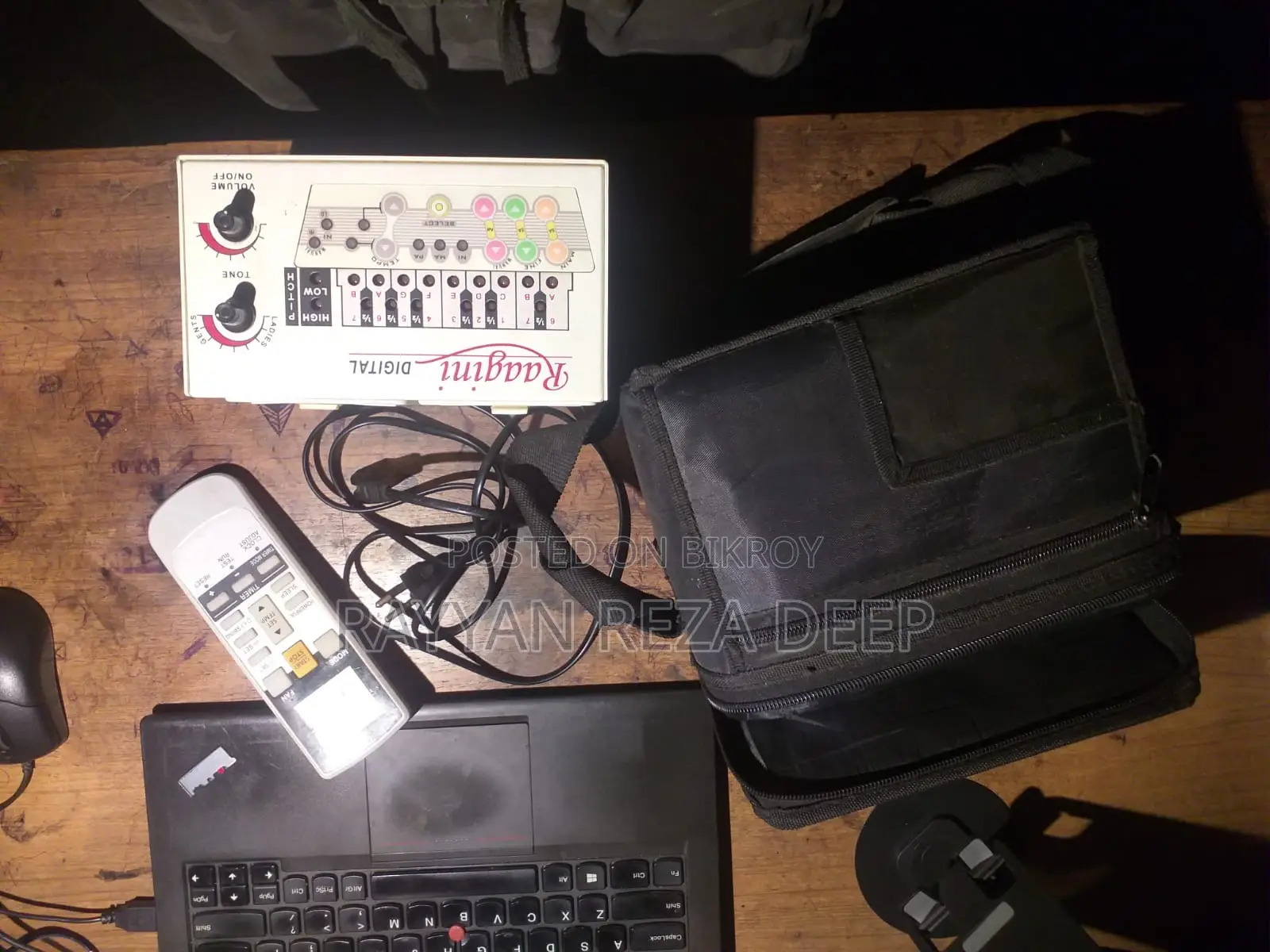 Sound Labs Raagini Digital Electronic Tanpura - Full Set (Urgent Sell)