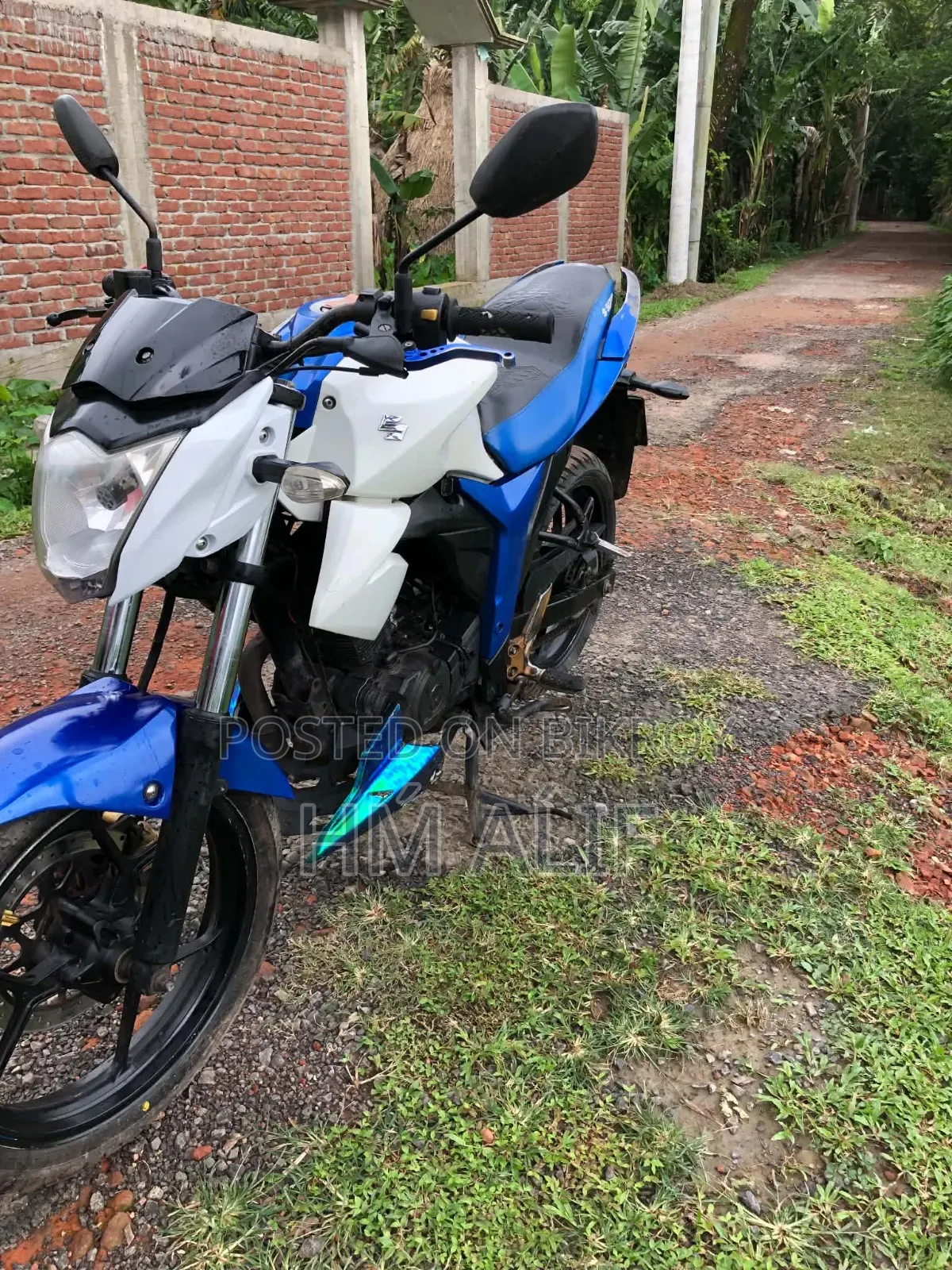 সুজুকি জিক্সার ২০১৬ সাদা