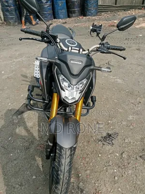 Honda Hornet 2.0 2026 Black