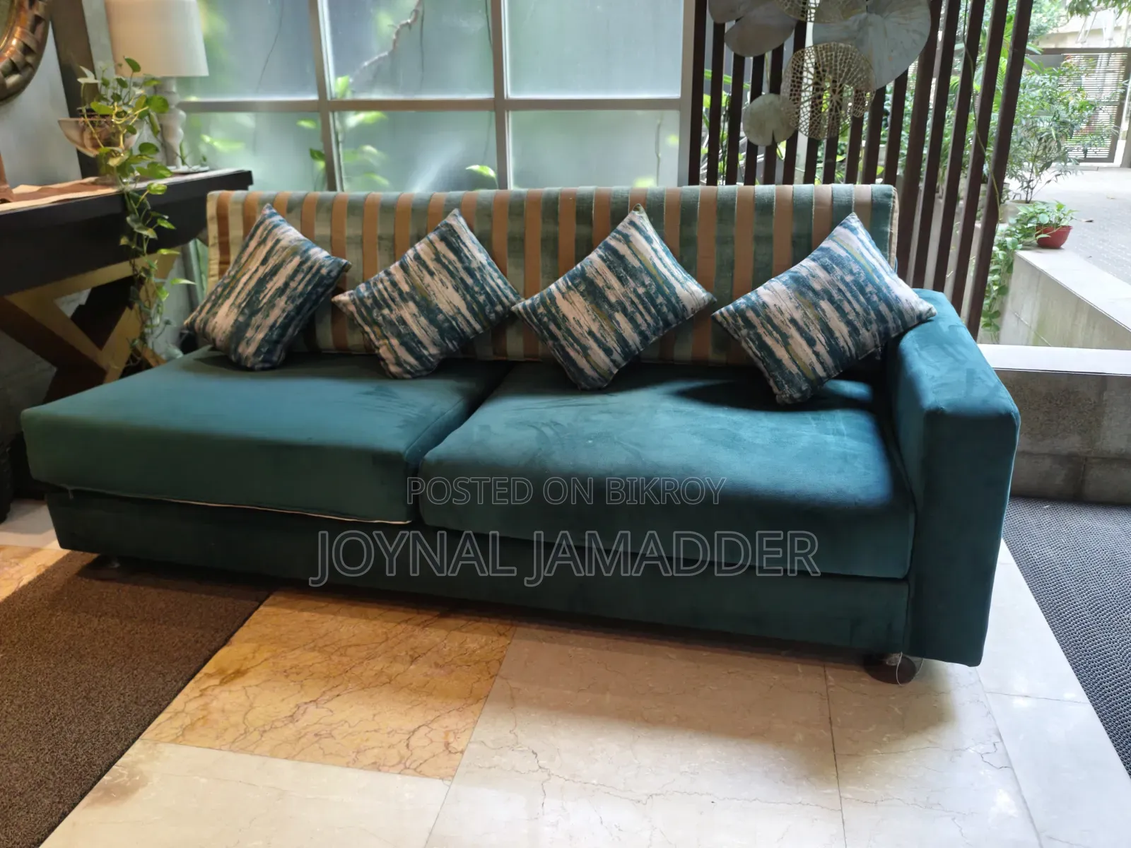 Sofa for Sale.