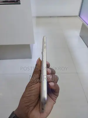 Samsung Galaxy J7 16 GB Gold