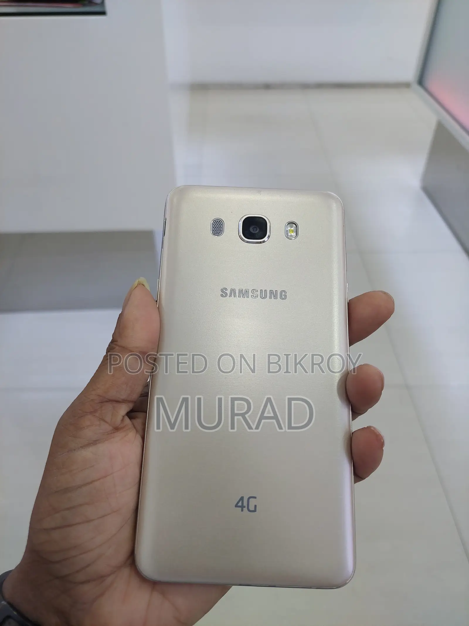 Samsung Galaxy J7 16 GB Gold