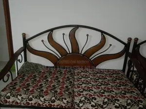 বিক্রির জন্য সোফা