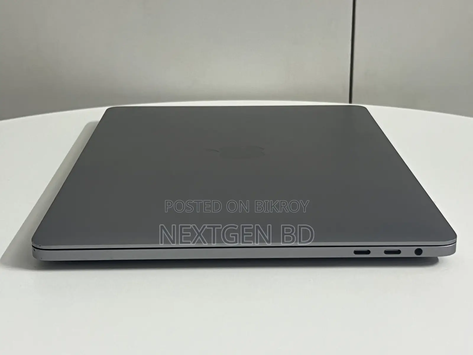 Laptop Apple MacBook Pro 2020 16GB Intel Core I5 SSD 500GB