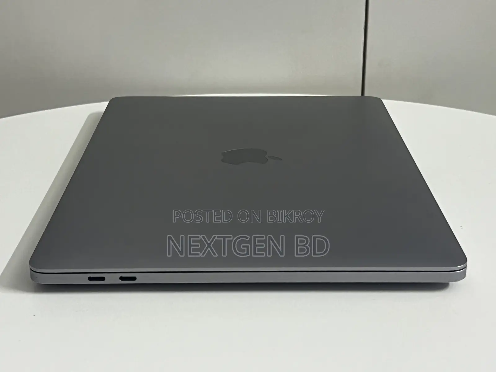 Laptop Apple MacBook Pro 2020 16GB Intel Core I5 SSD 500GB