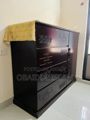 Used Readymade Wardrobe