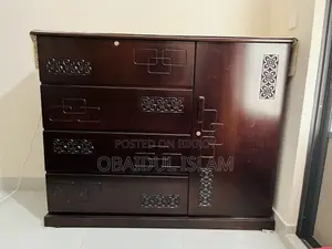 Used Readymade Wardrobe