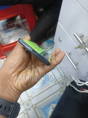 রিয়েলমি জিটি নিও থ্রি টি ১২৮ জিবি ব্ল্যাক