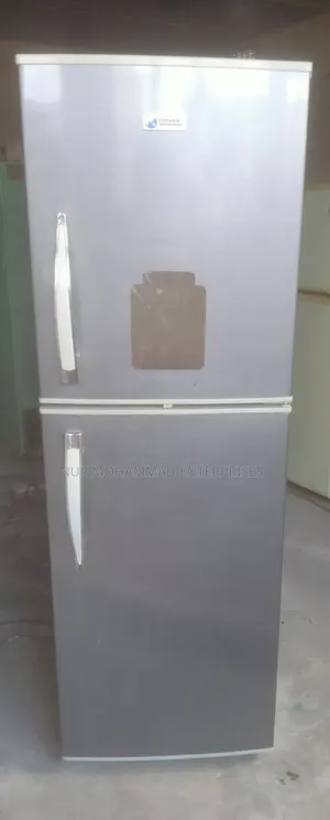 Singer 12.5 Cubic Feet