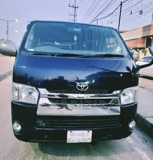Toyota HiAce 2005 Blue