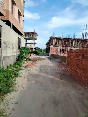 3 Bedroom Apartment in Taqwa, Keraniganj for sale